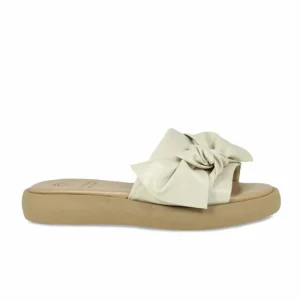 Sole Bliss Bailey: Cream Leather^ Flats | Sandals