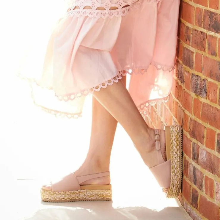 Sole Bliss Brandy: Blush Leather^ Flats | Sandals