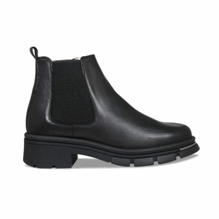 Sole Bliss Runway: Black Leather & Gunmetal^ Boots