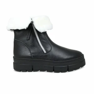 Sole Bliss Wonder: Black Leather & Shearling^ Boots